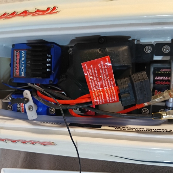 Traxxas Blast RC Speed Race Boat with Controller - Untested, Sold As-Is LTraxx - Picture 7 of 16